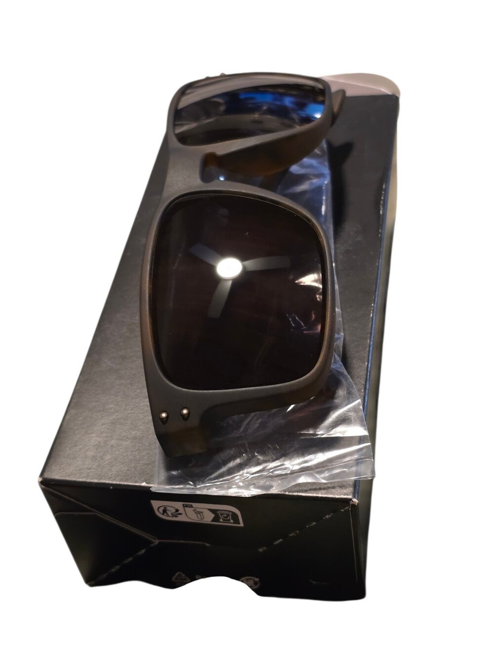 New Oakley Sunglasses Matte Brown Tortoise/ Prizm Black Unisex - Picture 3 of 6